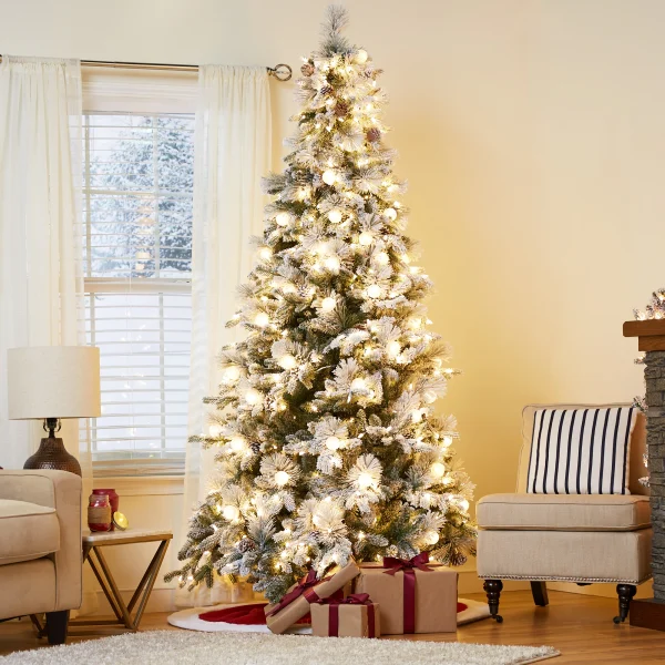 7.5-ft Flocked Candlewood Pine Pre-lit LED Artificial Christmas Tree - Image 20