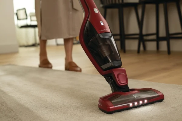 Electrolux Pet Ergorapido Chili Red 18 Volt Cordless Pet Stick Vacuum (Convertible To Handheld) - Image 7