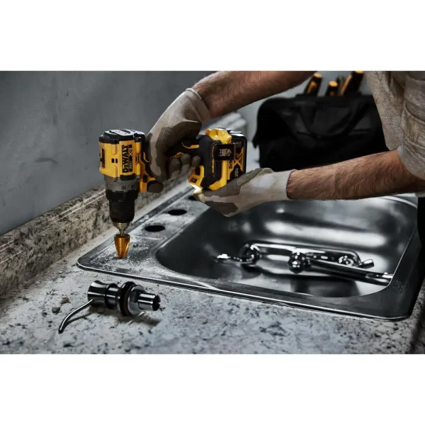 DCD800B 20-Volt MAX XR Cordless Compact 1/2 in. Drill/Driver (Tool-Only) - Image 12