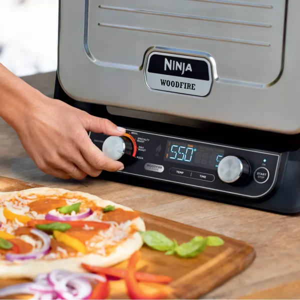 Woodfire Pizza Oven, 8-in-1 Outdoor Oven, 5 Pizza Settings, Smoker,  Woodfire Technology, Electric   OO101 - Image 4