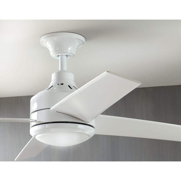 Collection 54727 Mercer 52 in. Integrated LED Indoor White Ceiling Fan with Light Kit and Remote Control - Image 3